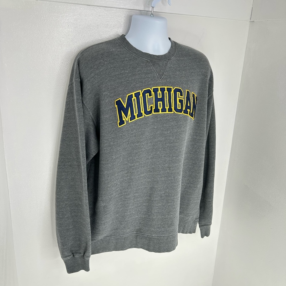 Michigan Embroidered Crewneck Sweatshirt Size XL Gray Wolverines NCAA Football - Picture 3 of 12